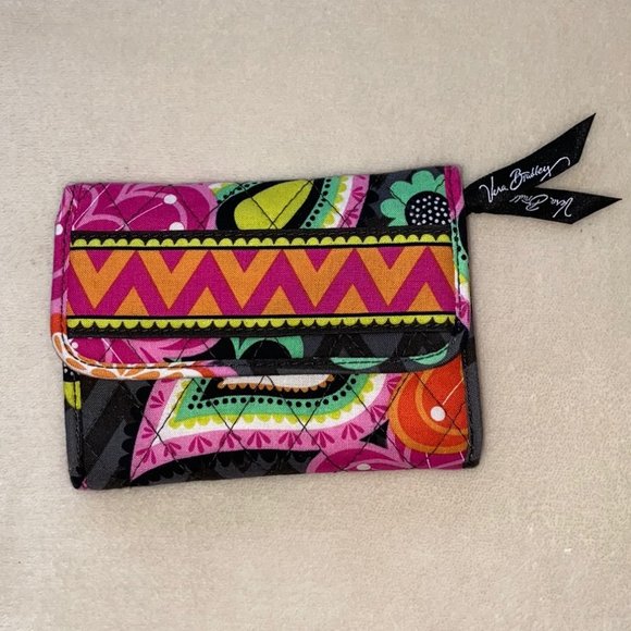 Vera Bradley Tri-Fold Wallet - Picture 1 of 6